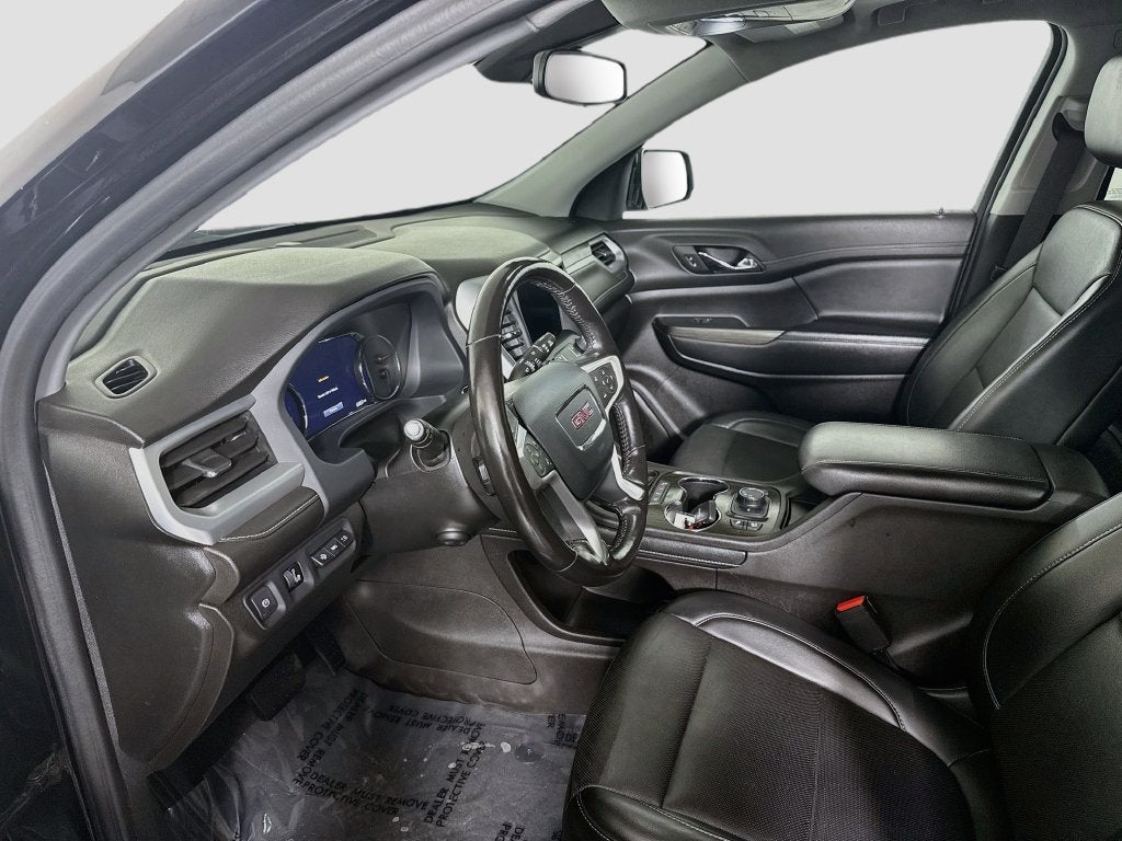 2022 GMC Acadia SLT