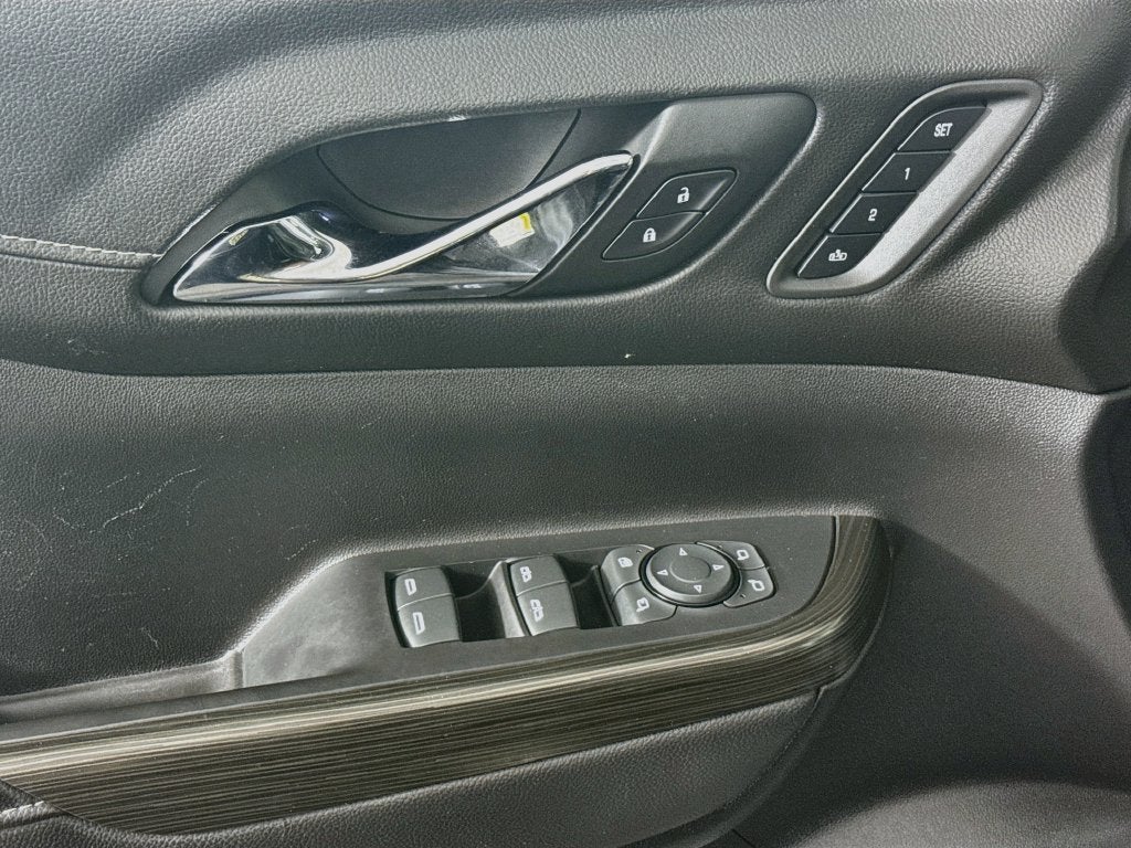 2022 GMC Acadia SLT