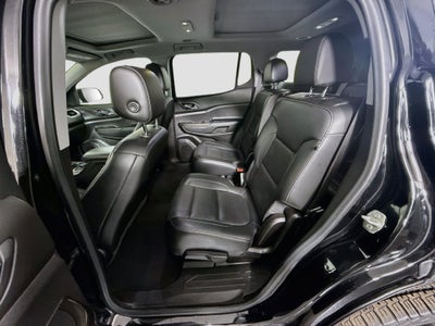 2022 GMC Acadia SLT