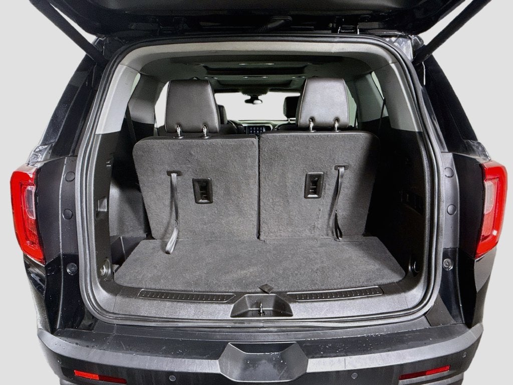 2022 GMC Acadia SLT