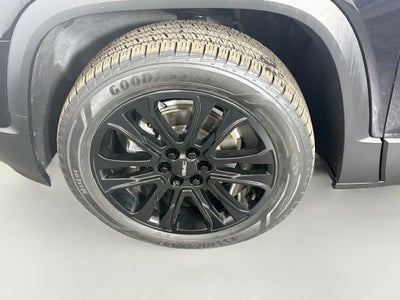 2022 GMC Acadia SLT