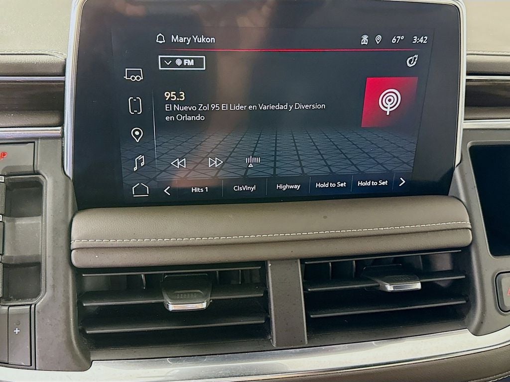 2023 GMC Yukon SLE