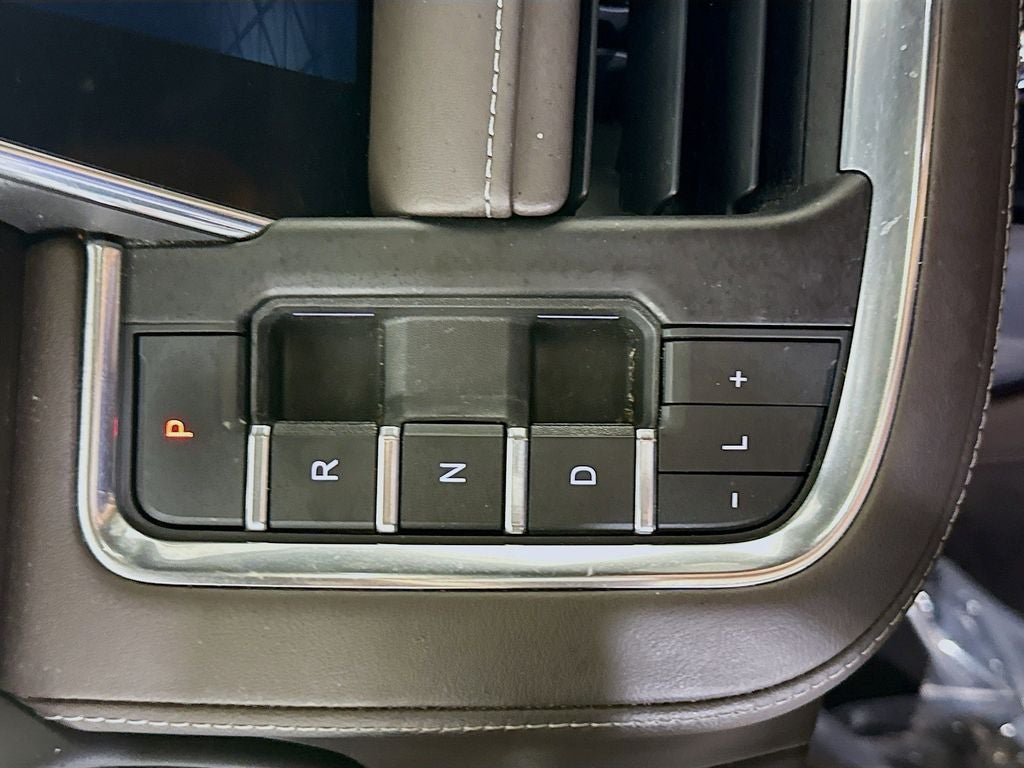2023 GMC Yukon SLE