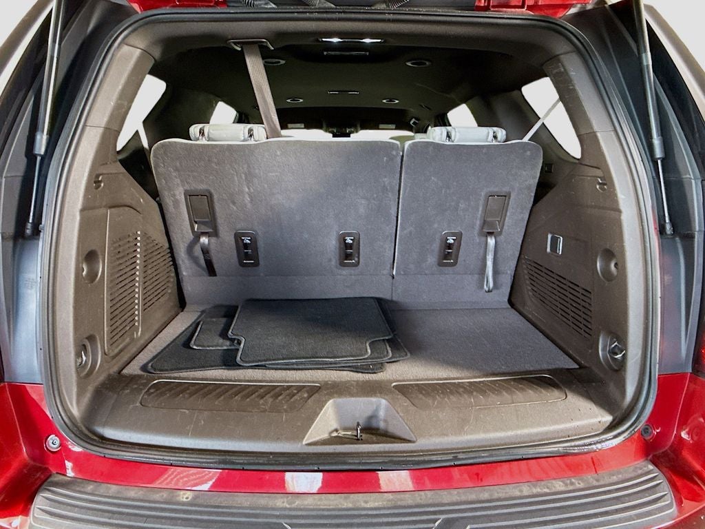 2023 GMC Yukon SLE