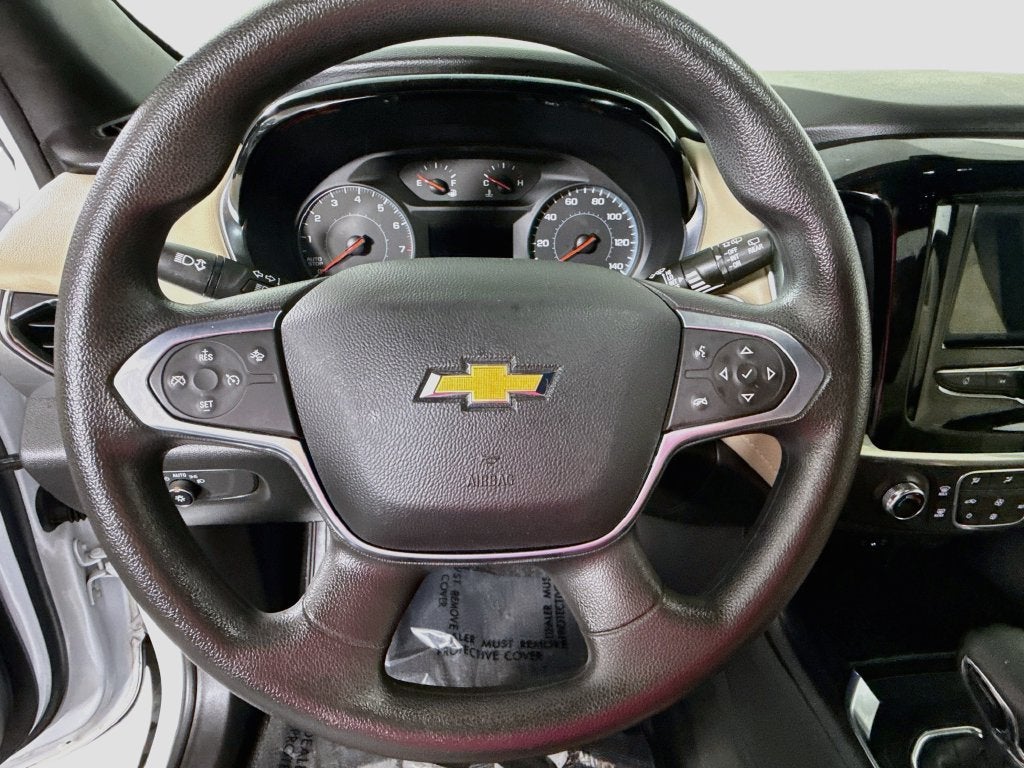 2022 Chevrolet Traverse LS