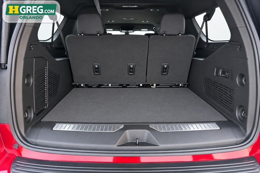 2022 Chevrolet Suburban RST
