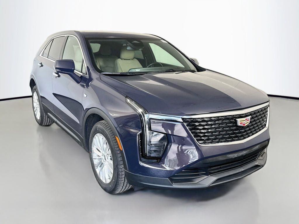 2024 Cadillac XT4 Luxury