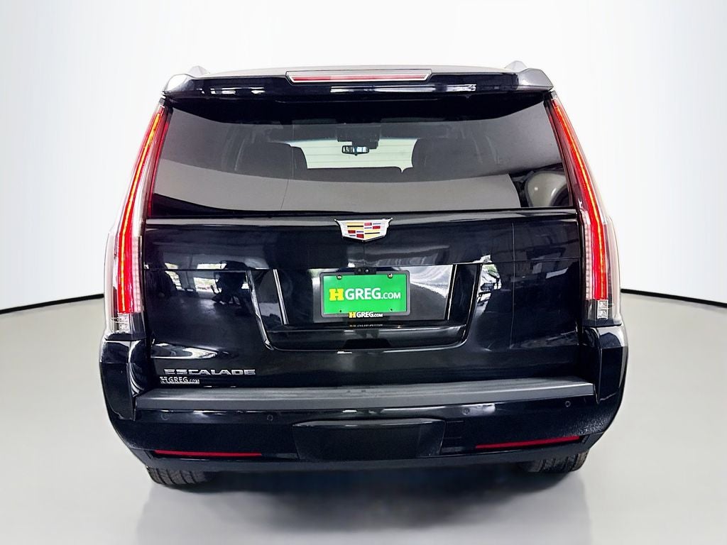 2018 Cadillac Escalade Luxury
