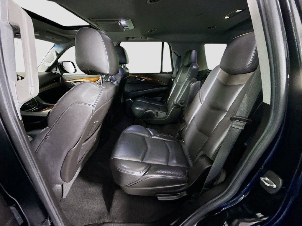 2018 Cadillac Escalade Luxury