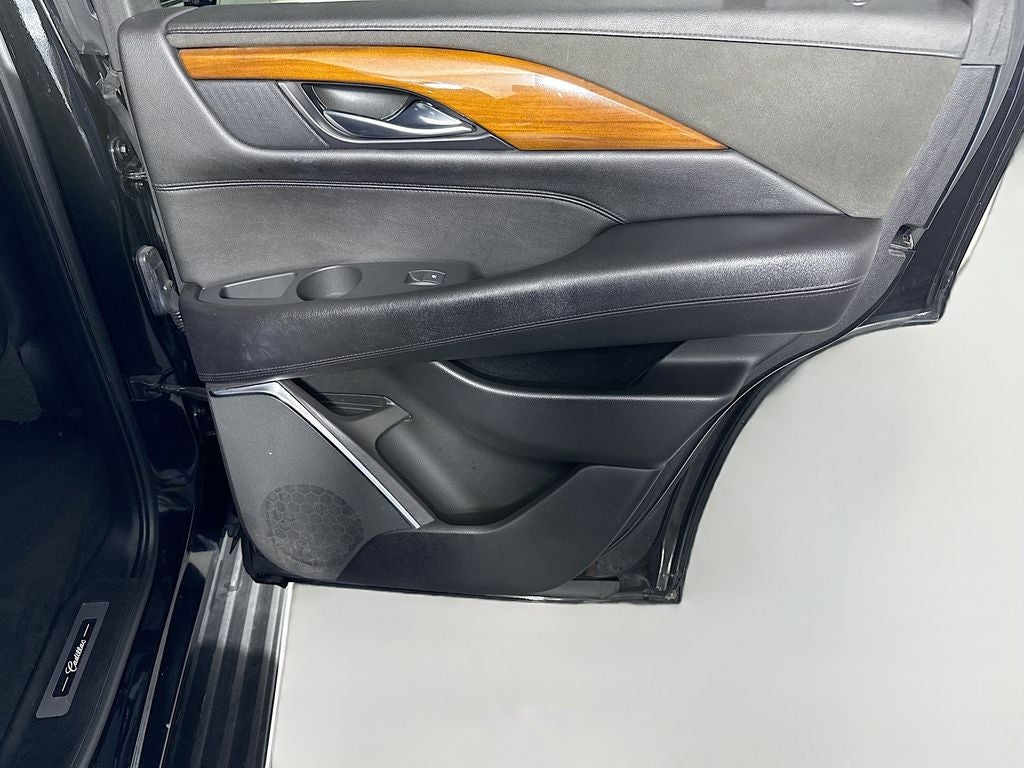2018 Cadillac Escalade Luxury
