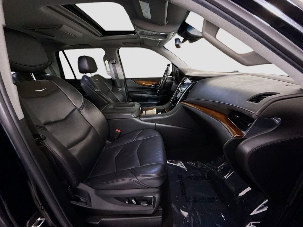 2018 Cadillac Escalade Luxury