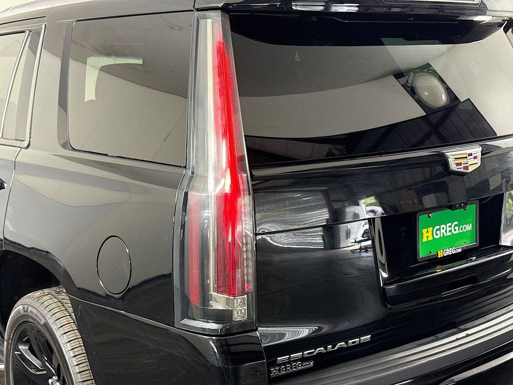 2018 Cadillac Escalade Luxury