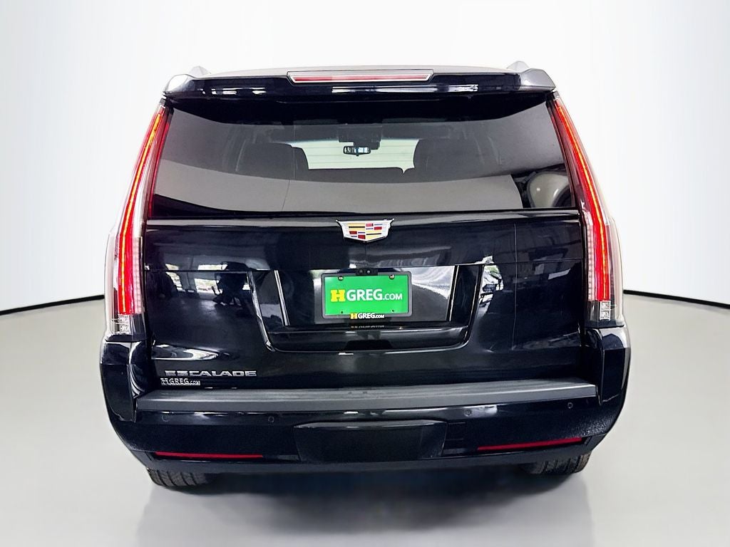 2018 Cadillac Escalade Luxury