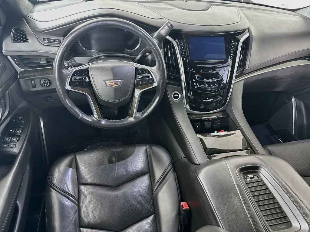 2020 Cadillac Escalade Platinum Edition