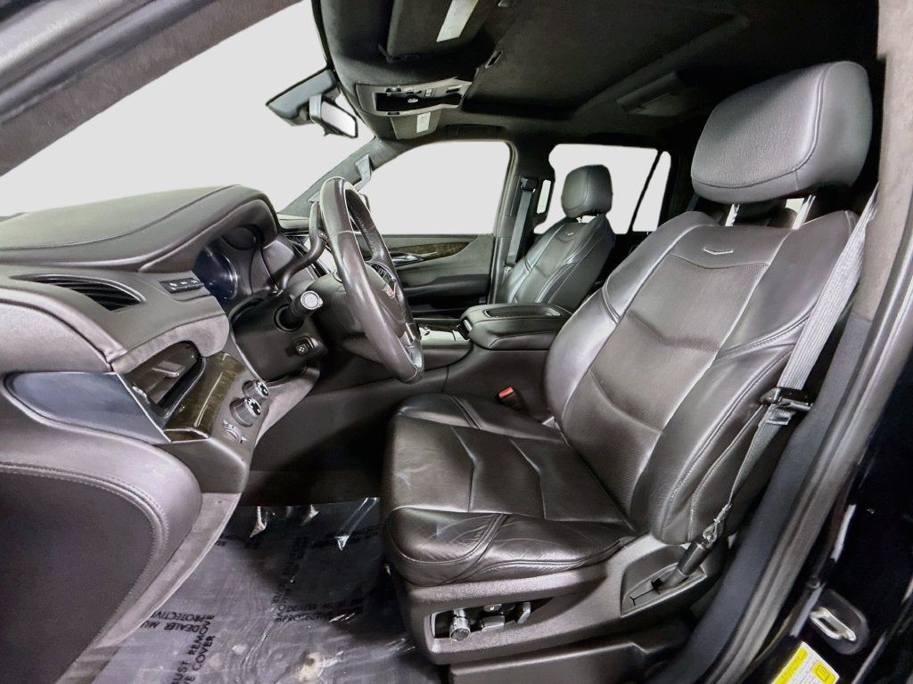 2020 Cadillac Escalade Platinum Edition