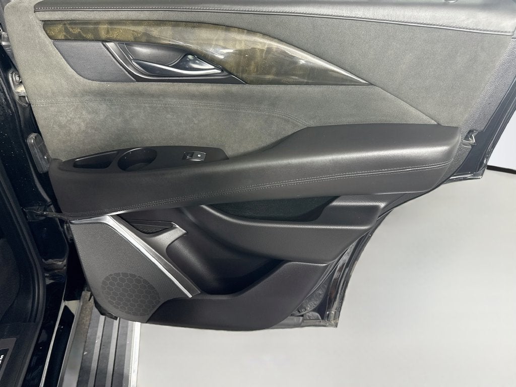 2020 Cadillac Escalade Platinum Edition