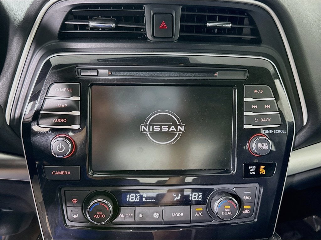 2023 Nissan Maxima Base