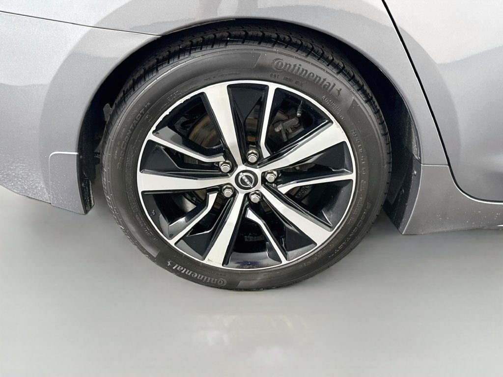 2023 Nissan Maxima Base