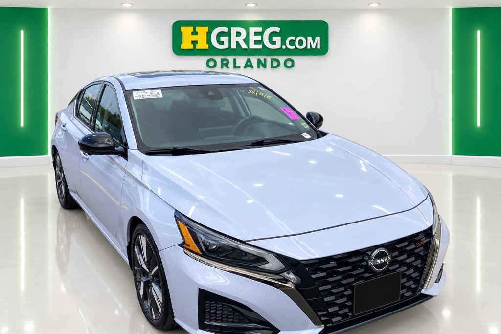 2023 Nissan Altima 2.0 SR