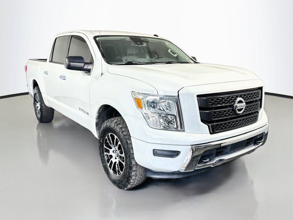 2021 Nissan Titan SV