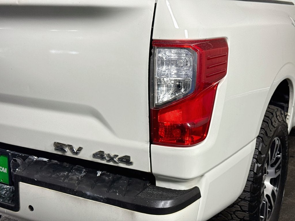2021 Nissan Titan SV