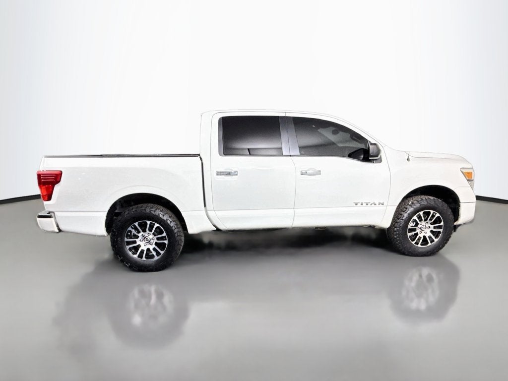 2021 Nissan Titan SV