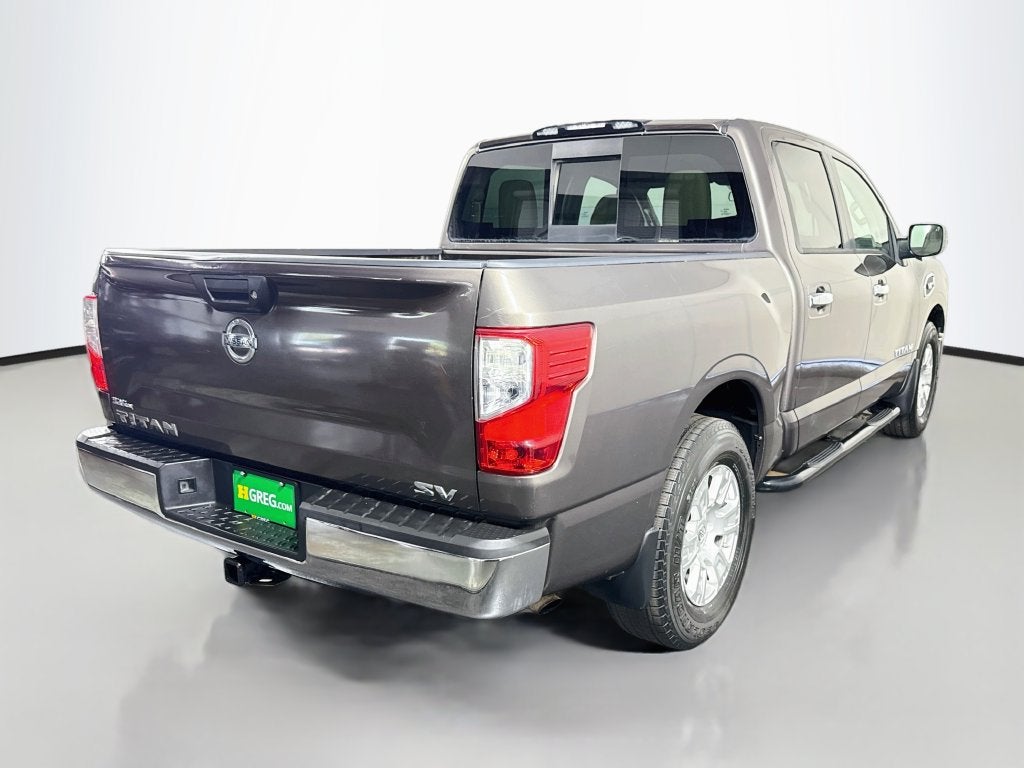2017 Nissan Titan SV