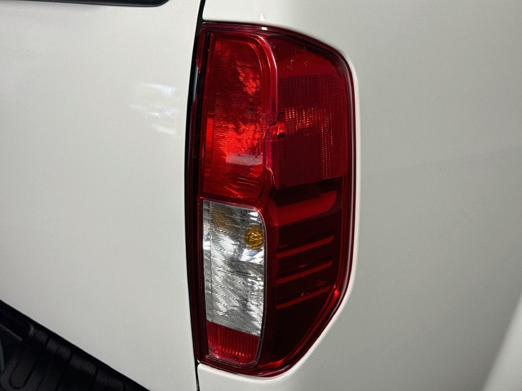 2016 Nissan Frontier S