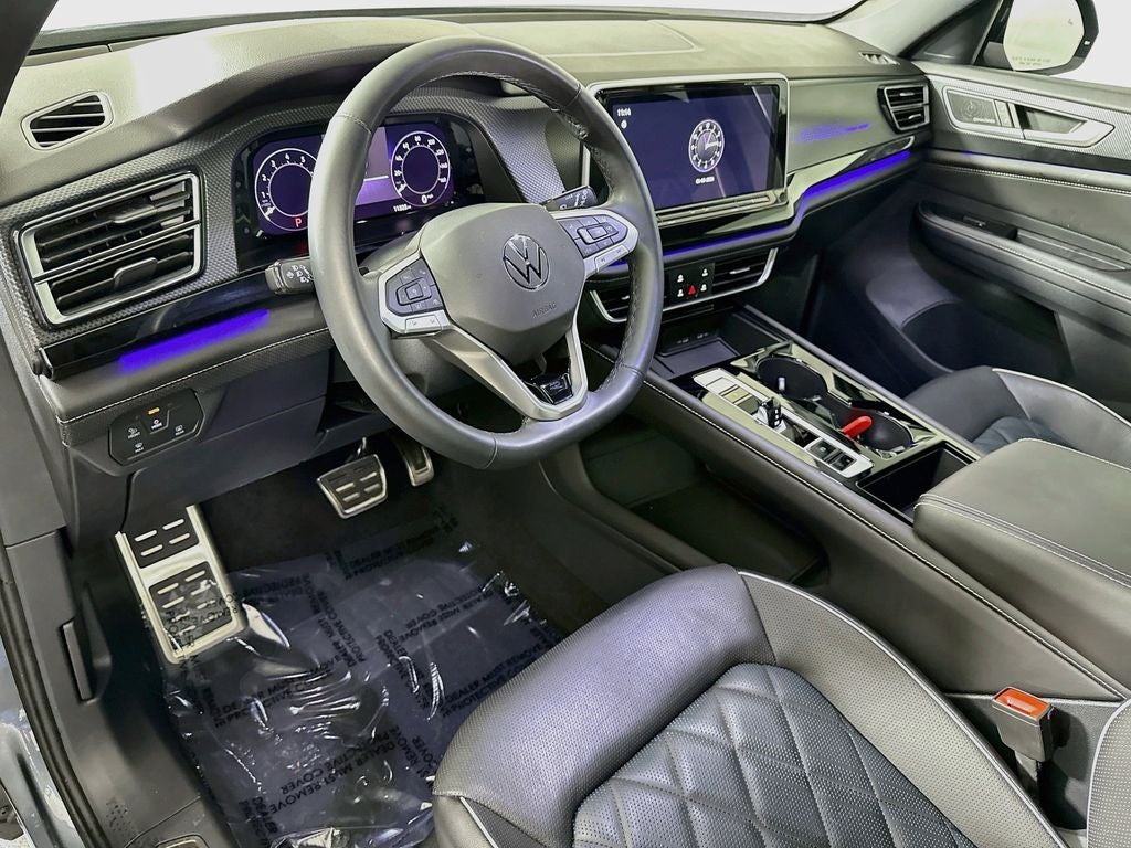 2025 Volkswagen Atlas Cross Sport 2.0T SEL Premium R-Line