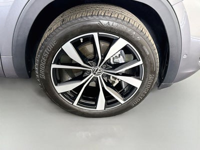 2025 Volkswagen Atlas Cross Sport 2.0T SEL Premium R-Line