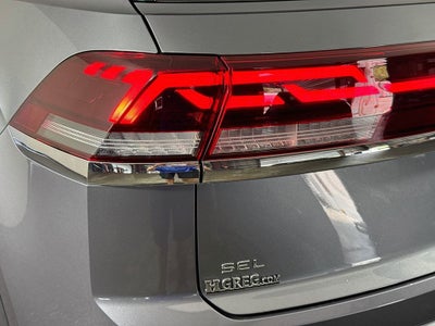 2025 Volkswagen Atlas Cross Sport 2.0T SEL Premium R-Line
