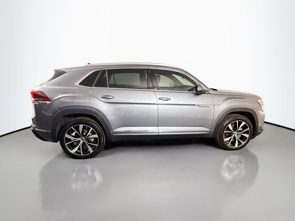 2025 Volkswagen Atlas Cross Sport 2.0T SEL Premium R-Line