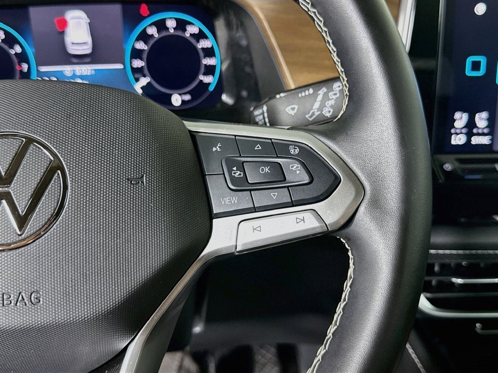 2026 Volkswagen Atlas SE w/Technology