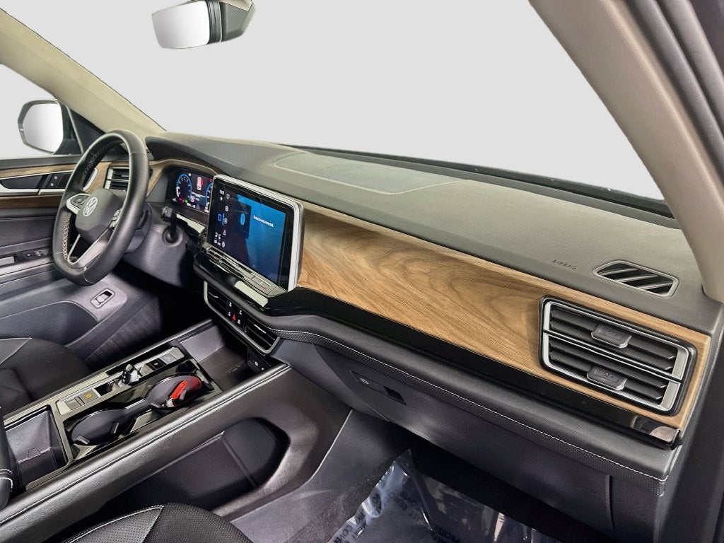 2026 Volkswagen Atlas SE w/Technology