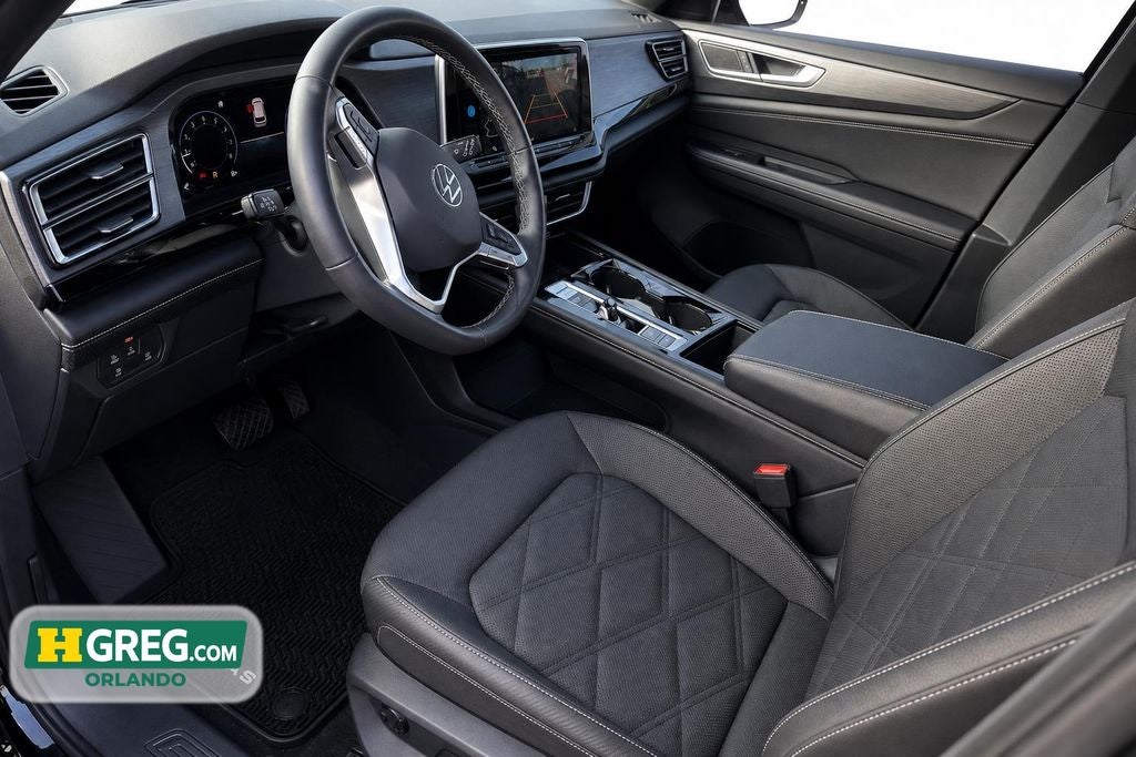 2024 Volkswagen Atlas Cross Sport 2.0T SE w/Technology