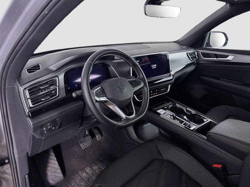2026 Volkswagen Atlas Cross Sport SE w/Technology