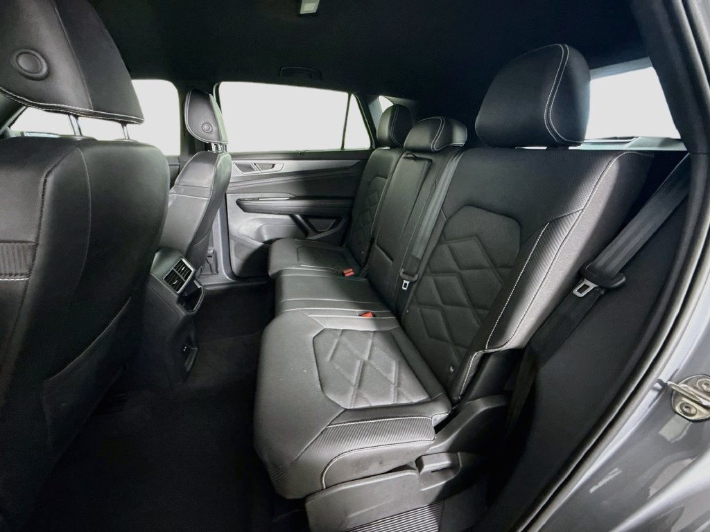 2026 Volkswagen Atlas Cross Sport SE w/Technology