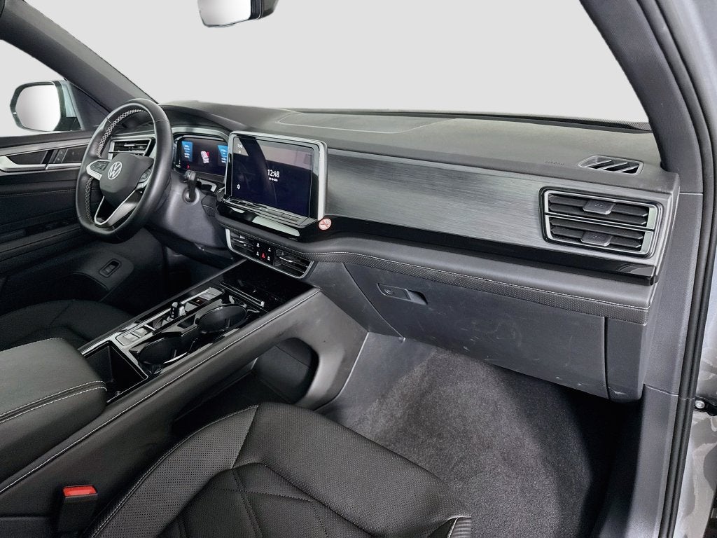 2026 Volkswagen Atlas Cross Sport SE w/Technology