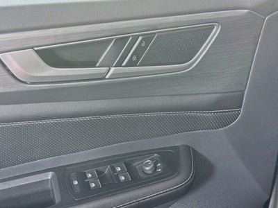 2026 Volkswagen Atlas Cross Sport SE w/Technology