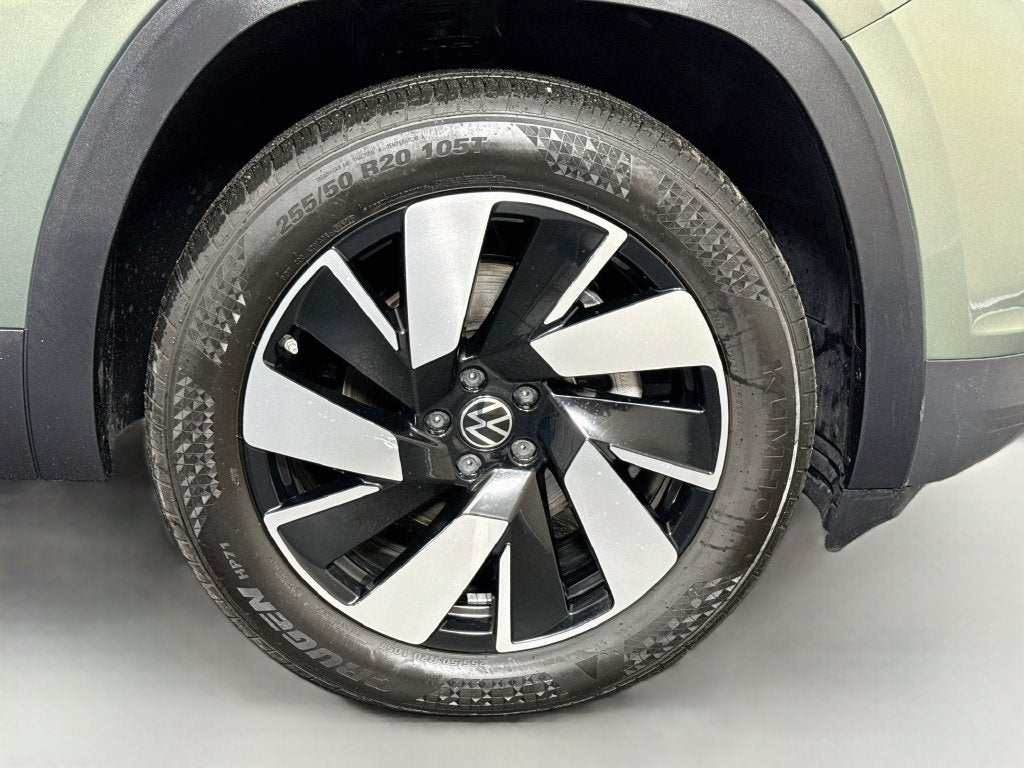 2026 Volkswagen Atlas Cross Sport SE w/Technology