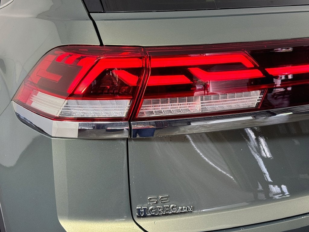 2026 Volkswagen Atlas Cross Sport SE w/Technology