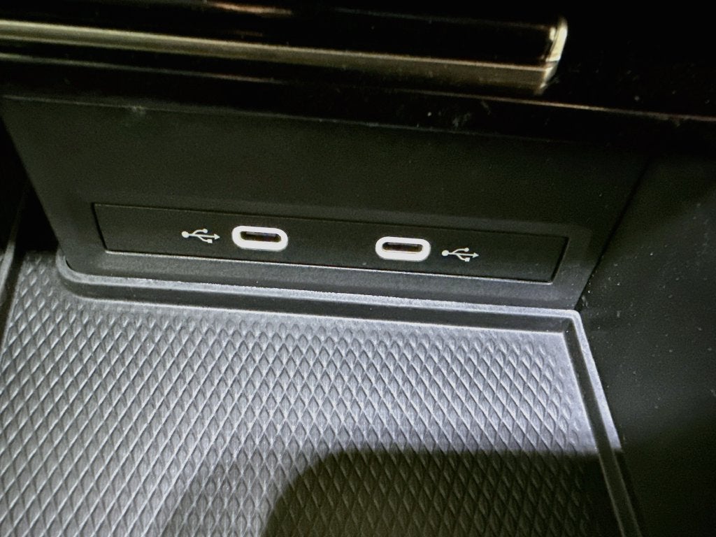 2026 Volkswagen Atlas Cross Sport SE w/Technology
