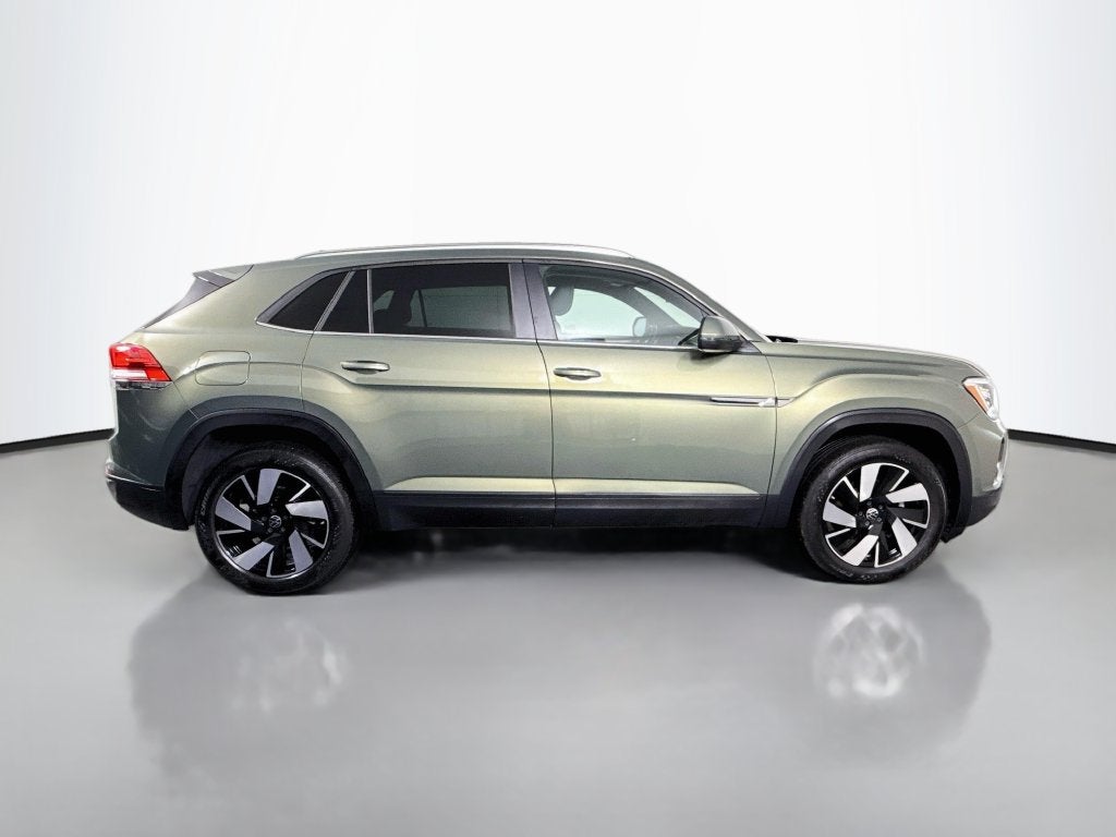 2026 Volkswagen Atlas Cross Sport SE w/Technology