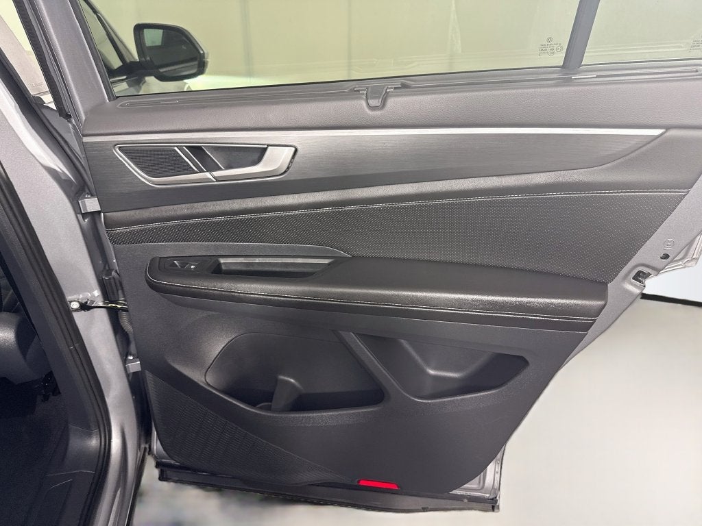 2026 Volkswagen Atlas Cross Sport SE w/Technology