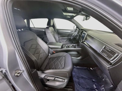 2026 Volkswagen Atlas Cross Sport SE w/Technology