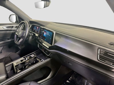 2026 Volkswagen Atlas Cross Sport SE w/Technology