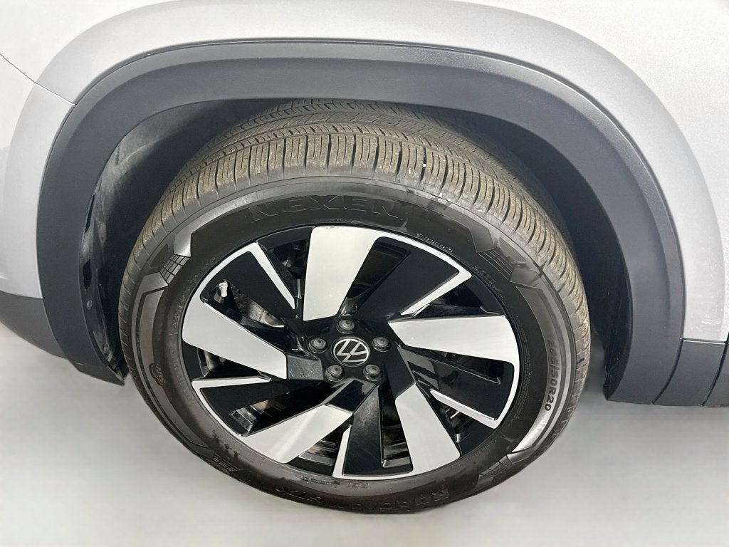 2026 Volkswagen Atlas Cross Sport SE w/Technology