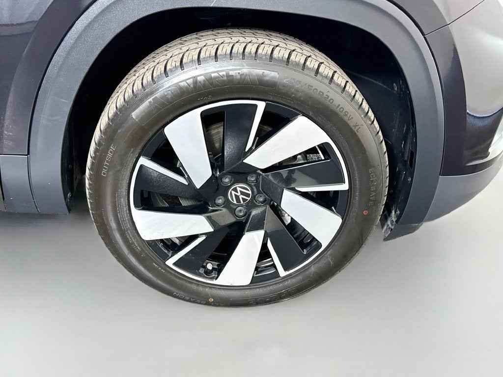 2026 Volkswagen Atlas Cross Sport SE w/Technology