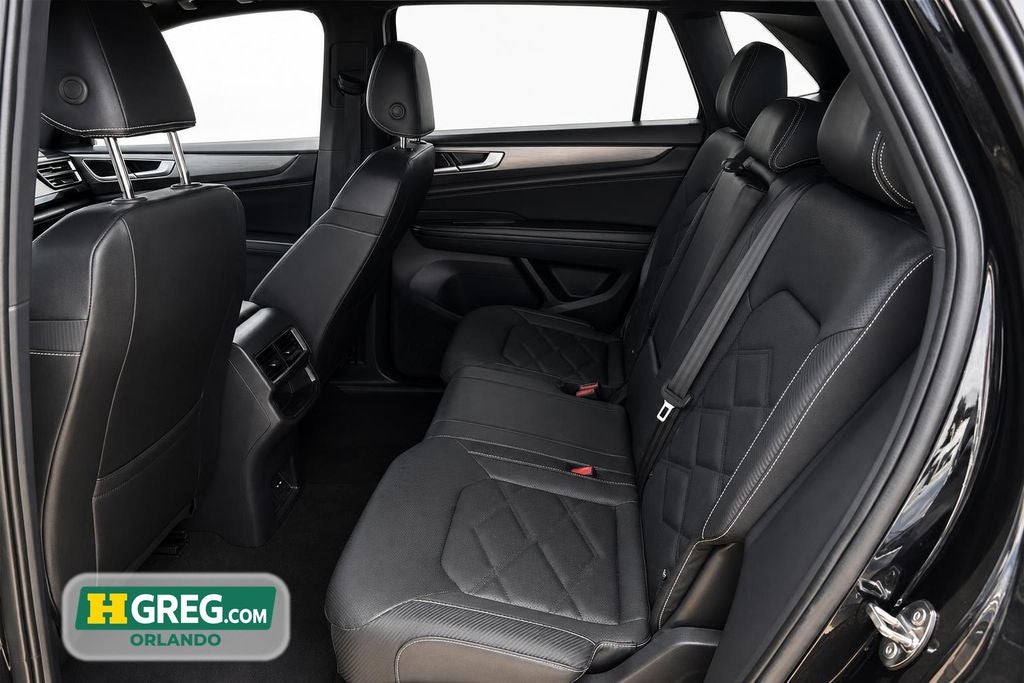 2026 Volkswagen Atlas Cross Sport 2.0T SE w/Technology