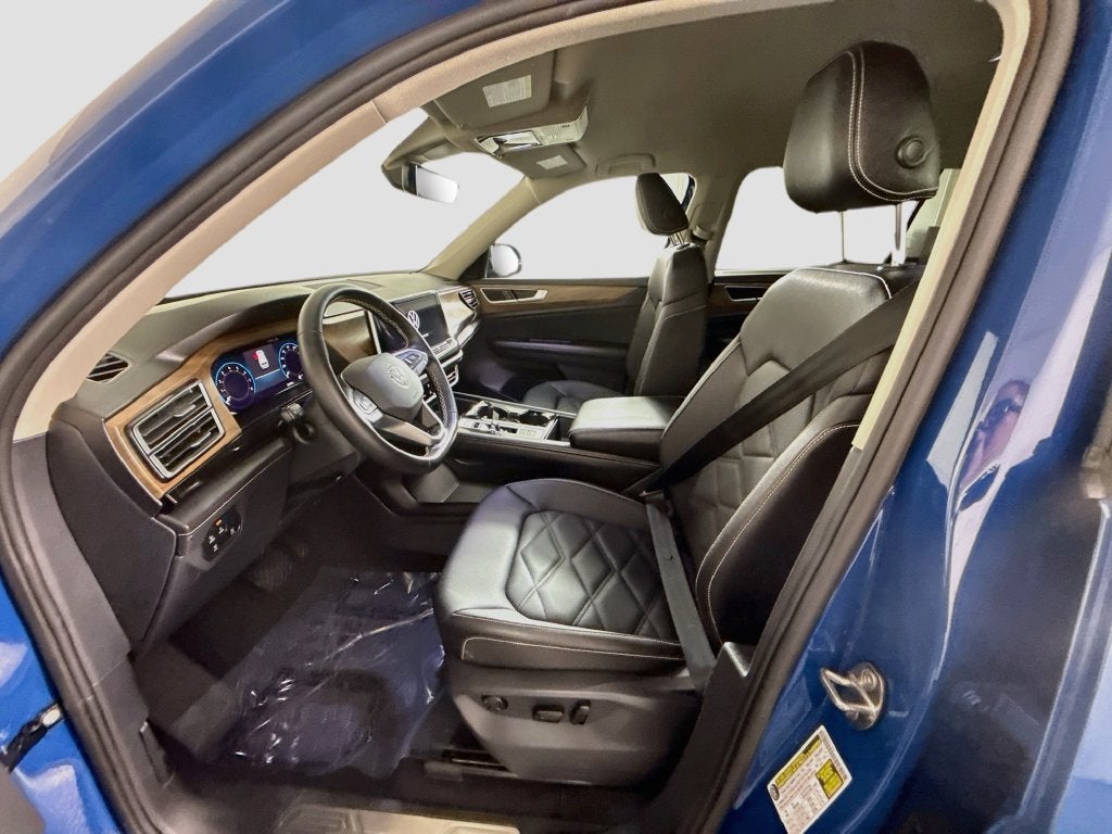 2026 Volkswagen Atlas SE w/Technology